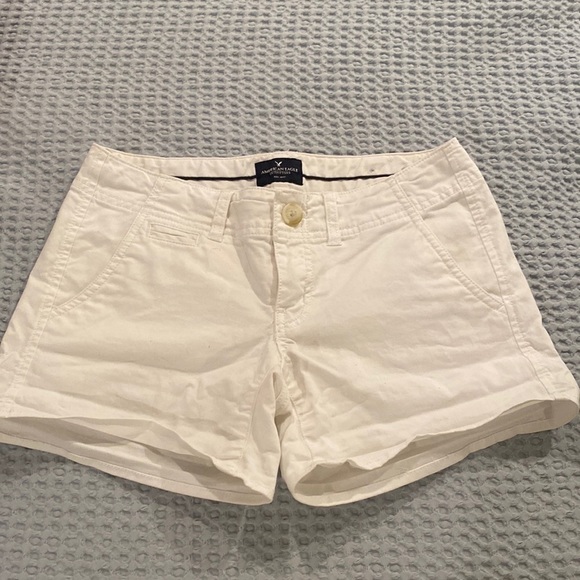 AMERICAN Eagle White Shortie Shorts - Picture 1 of 1